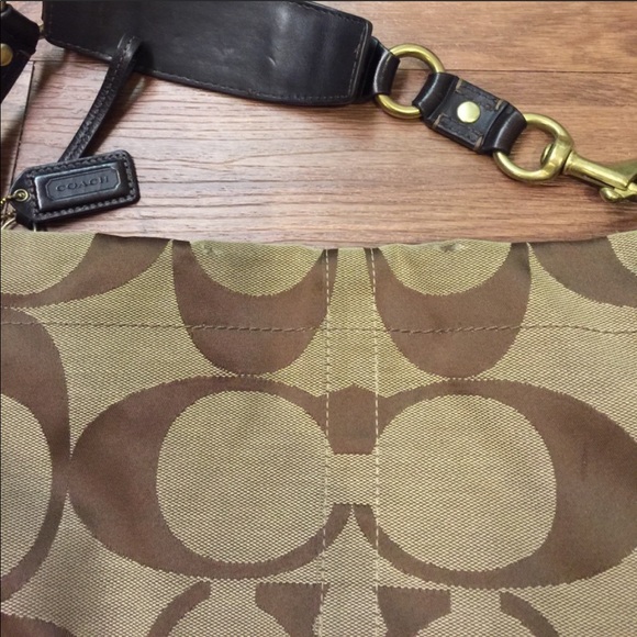 Coach Monogram Bag - Picture 4 of 8